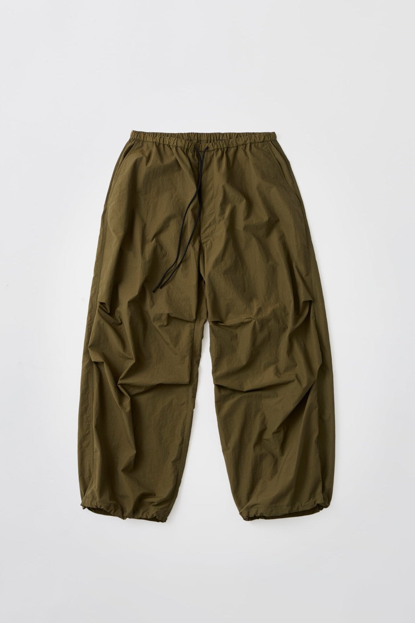 WINDS-DAY COTTON NYLON KNEE TUCK PANTS